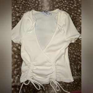 Small white top size 4